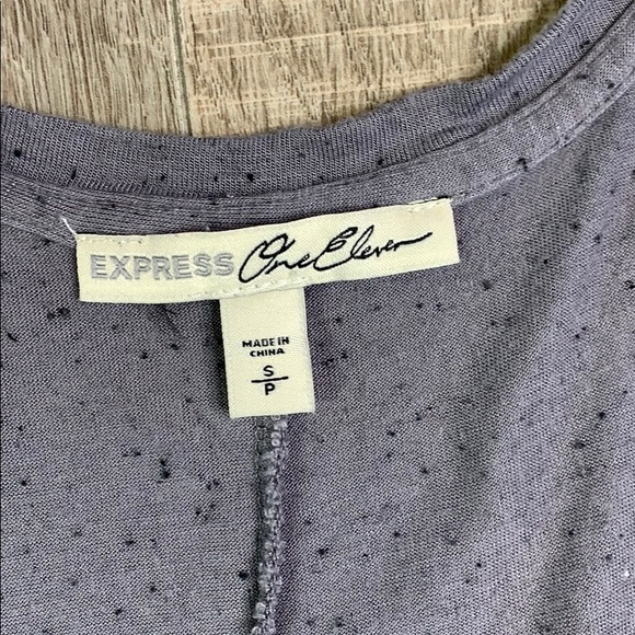 Express Gray Scoop Neck Tank Top Small - Picture 2 of 8